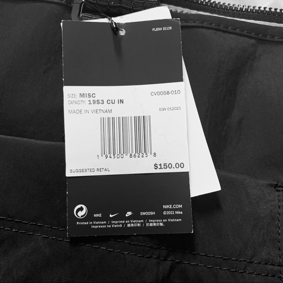 Nike One Luxe Women’s Training Bag (32L) - Picture 13 of 16